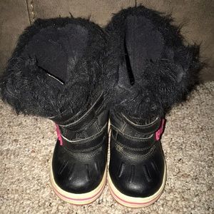 Girls winter boots
